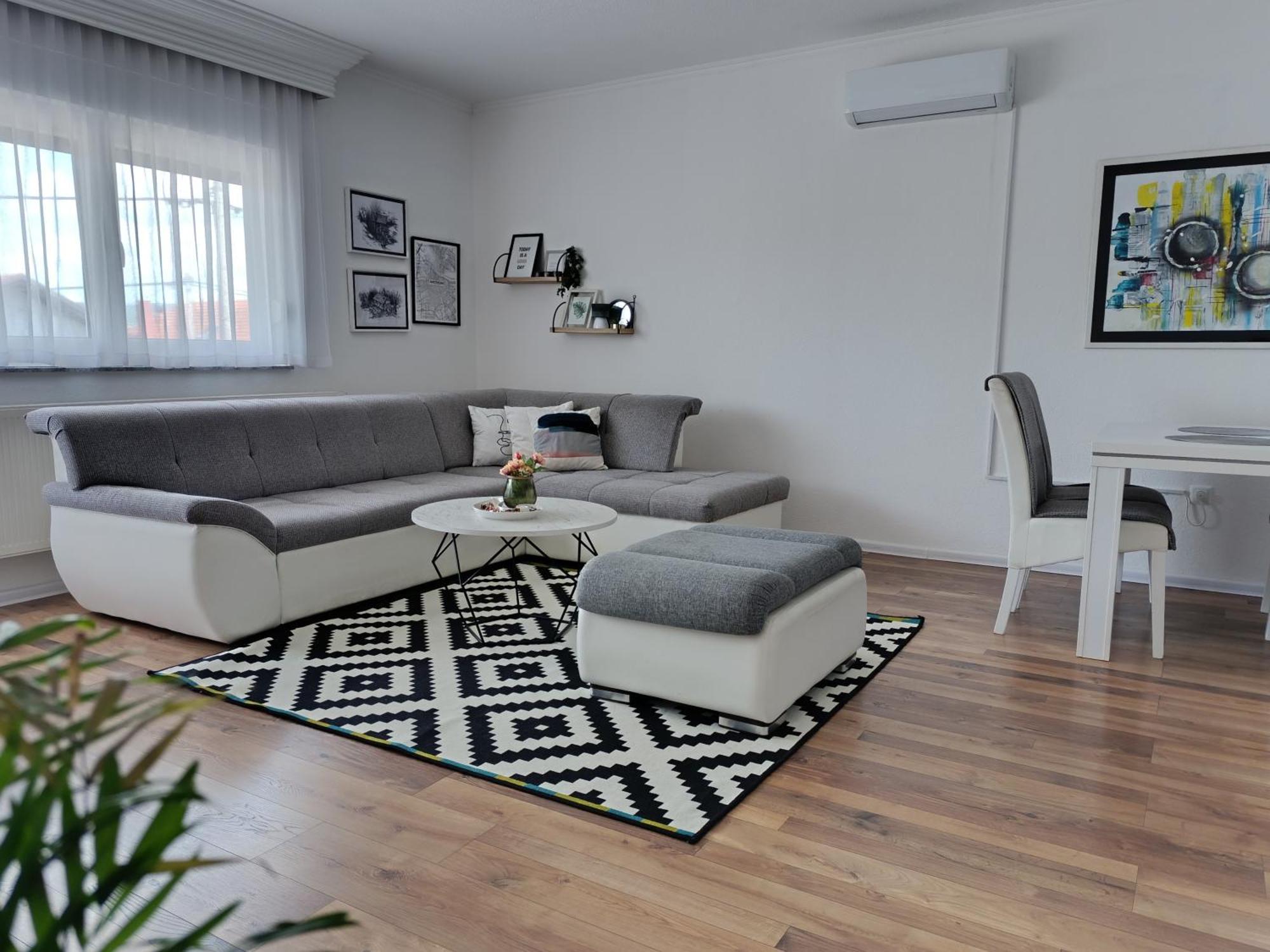 Apartmani Jasmina 2 Bihac Exterior photo